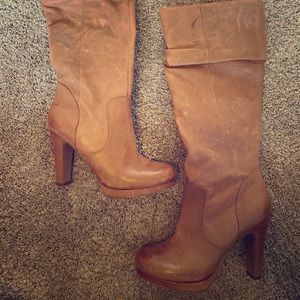Jessica Simpson boots